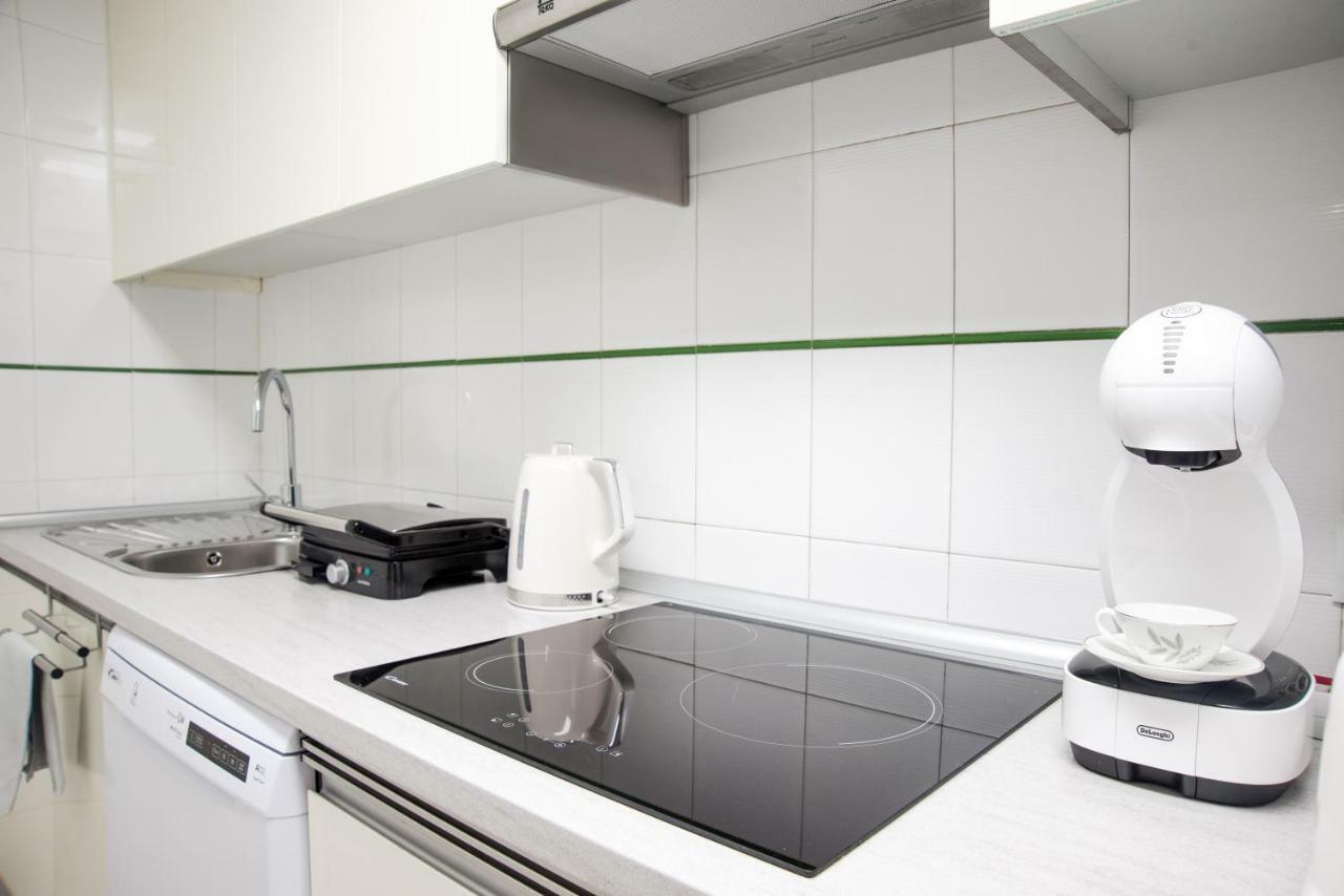 Holiday Royal Suite Concordia Torrevieja Bagian luar foto