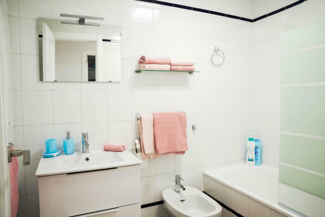 Holiday Royal Suite Concordia Torrevieja Bagian luar foto