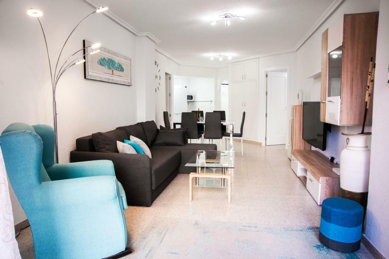 Holiday Royal Suite Concordia Torrevieja Bagian luar foto
