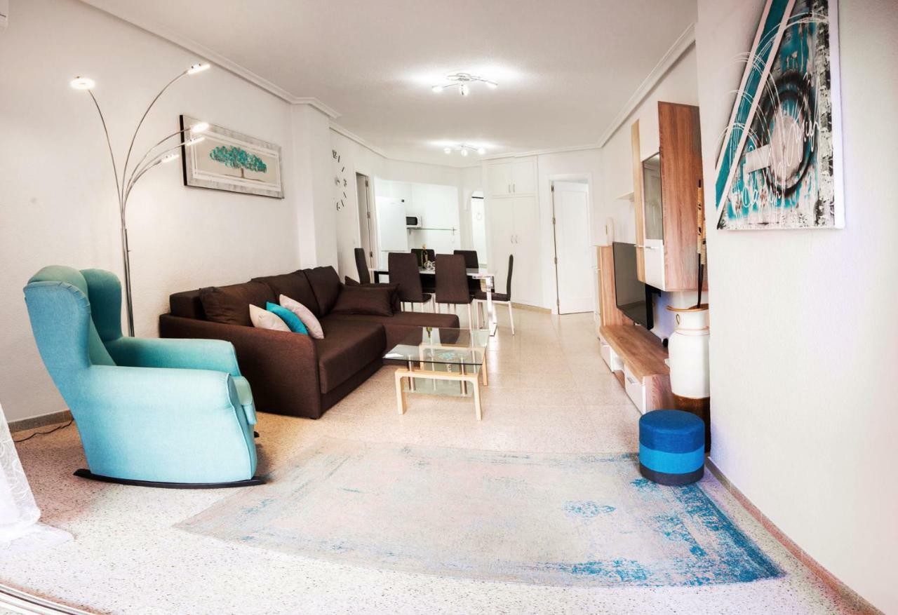 Holiday Royal Suite Concordia Torrevieja Bagian luar foto