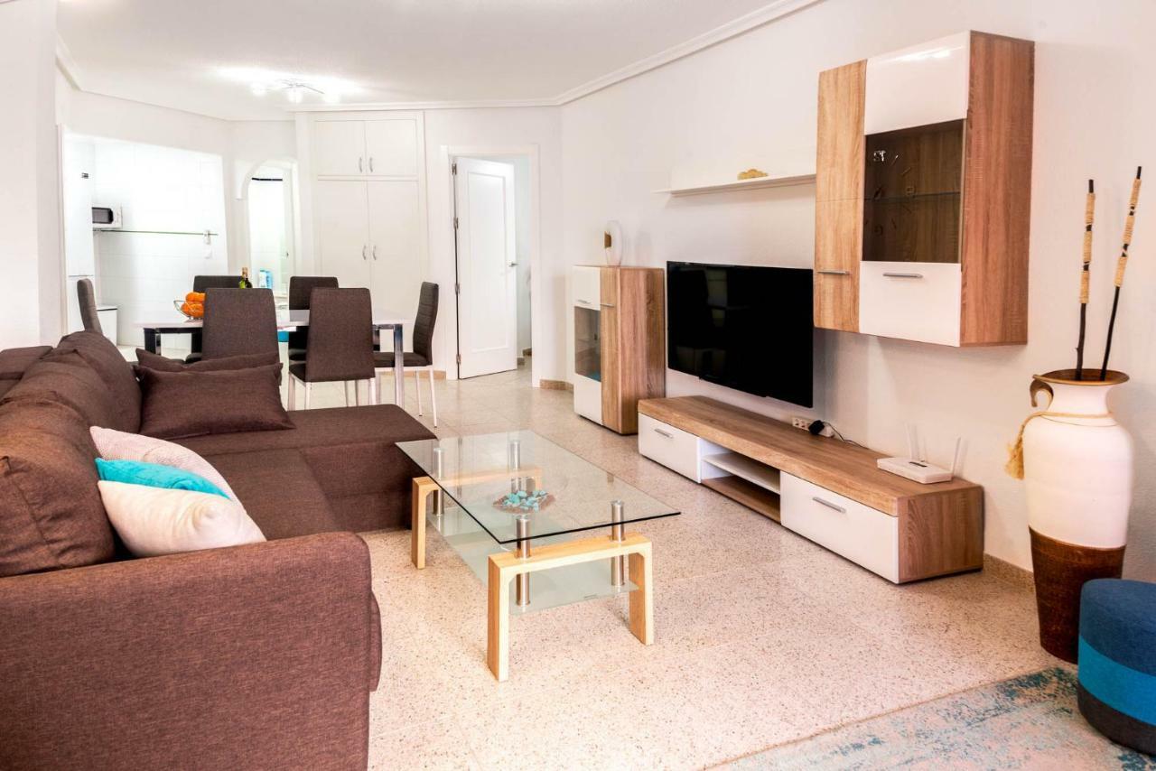 Holiday Royal Suite Concordia Torrevieja Bagian luar foto